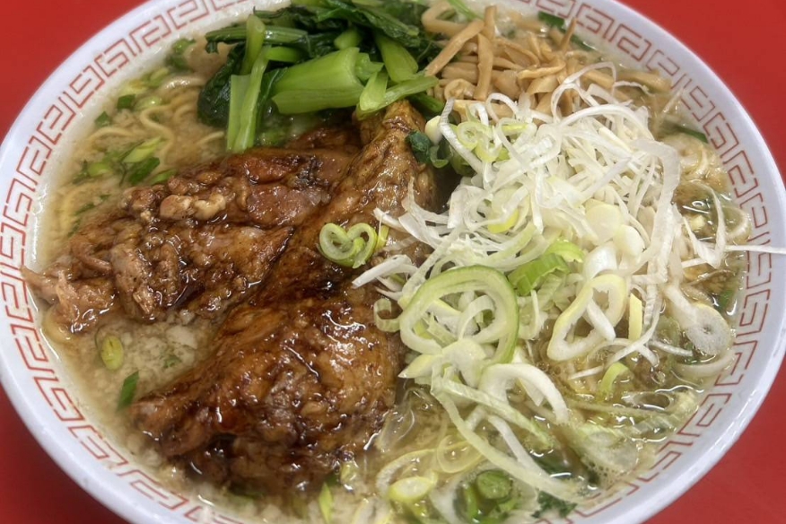 パイカラーメン